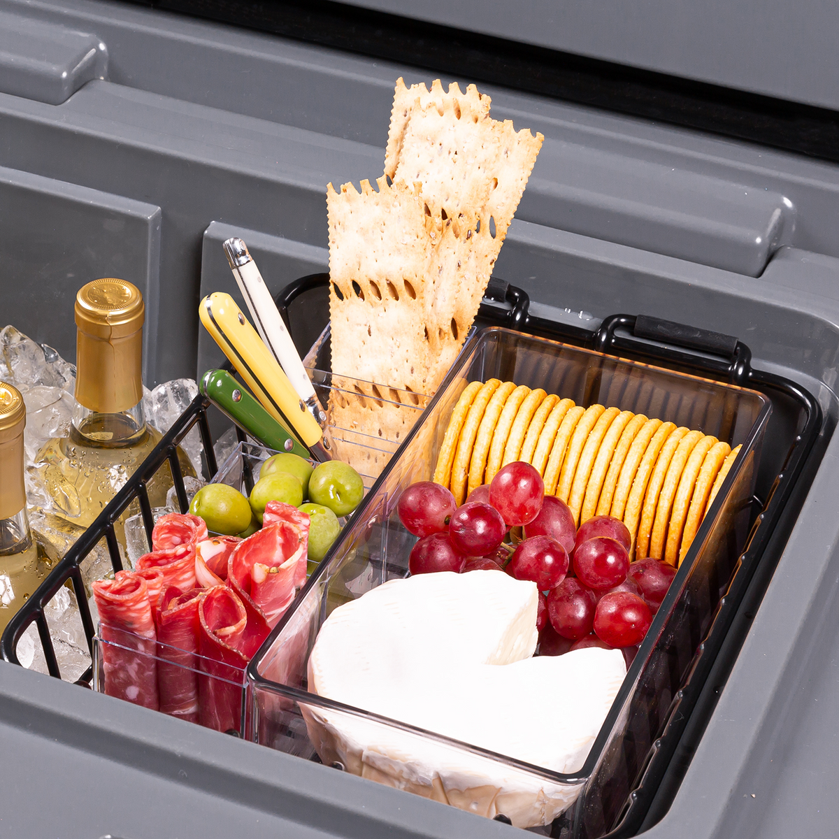 brutank-35qt-55qt-dry-rack-b0 brutank-dry-rack_accessory_alt-1.png
